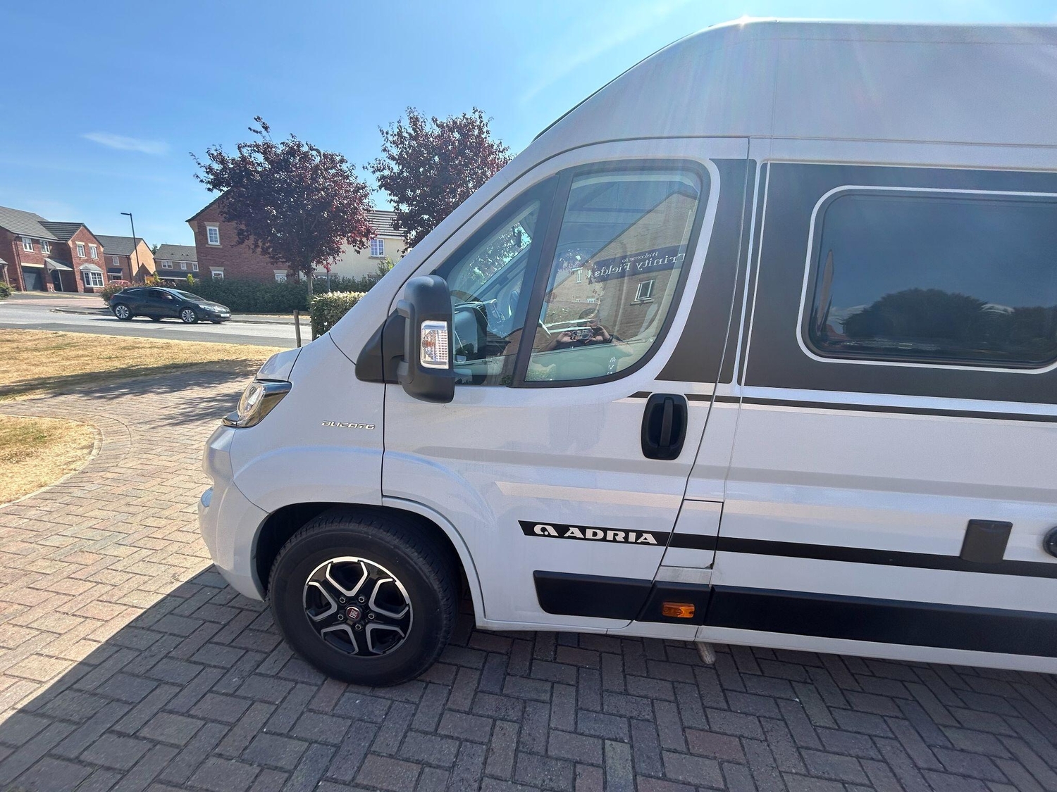 Adria Twin Supreme 2022 for sale - Motorhomes & Caravans