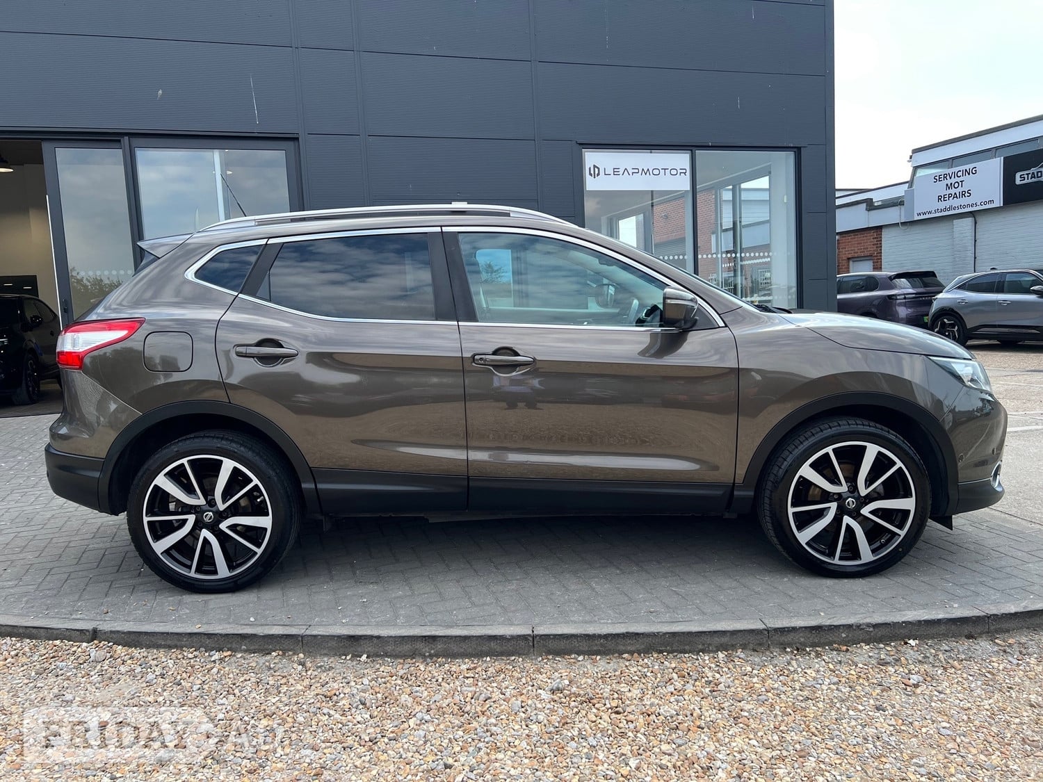 [ berth ]Nissan Qashqai