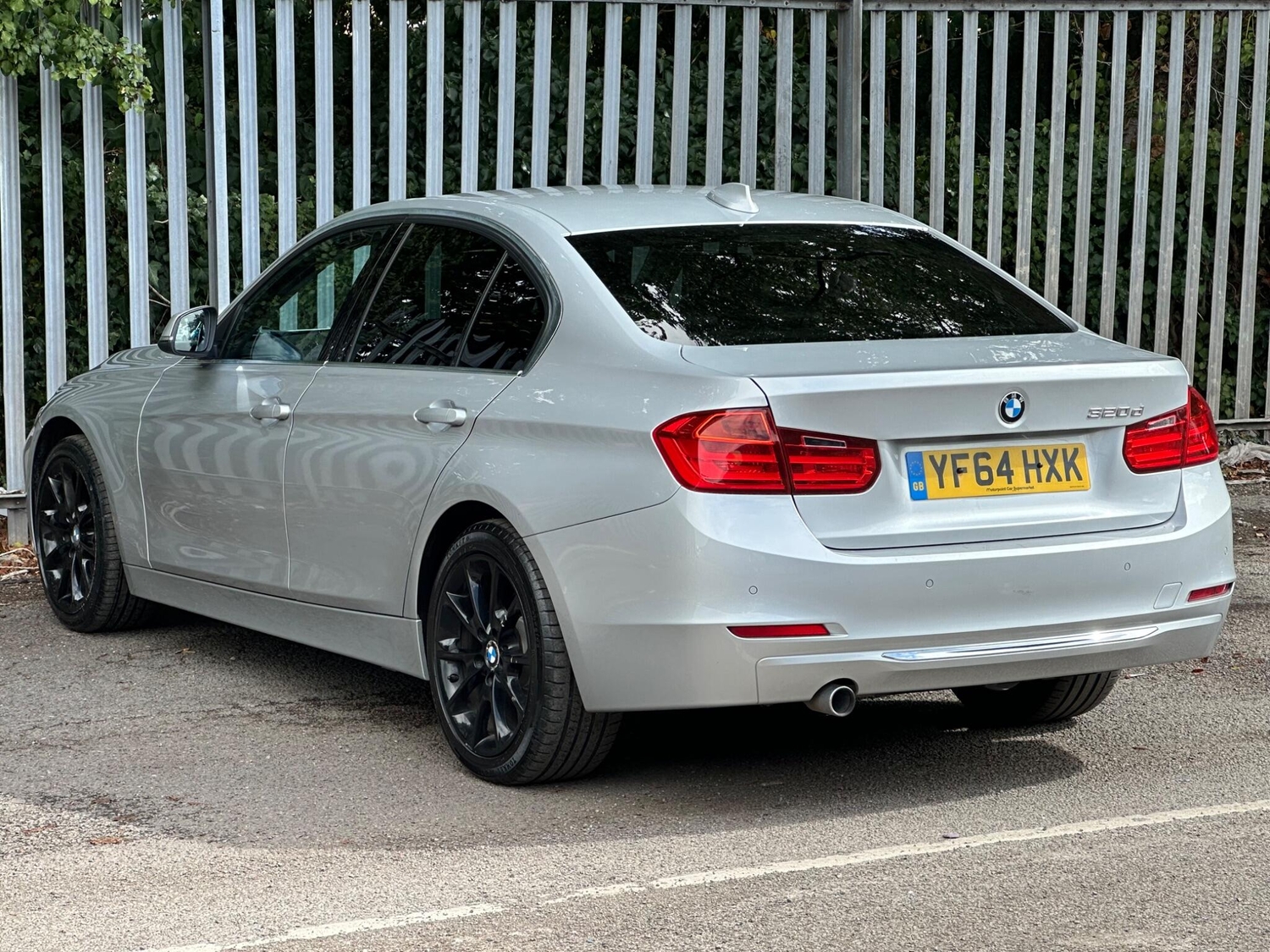 BMW 3 Series 2014 - Cars in Cardiff