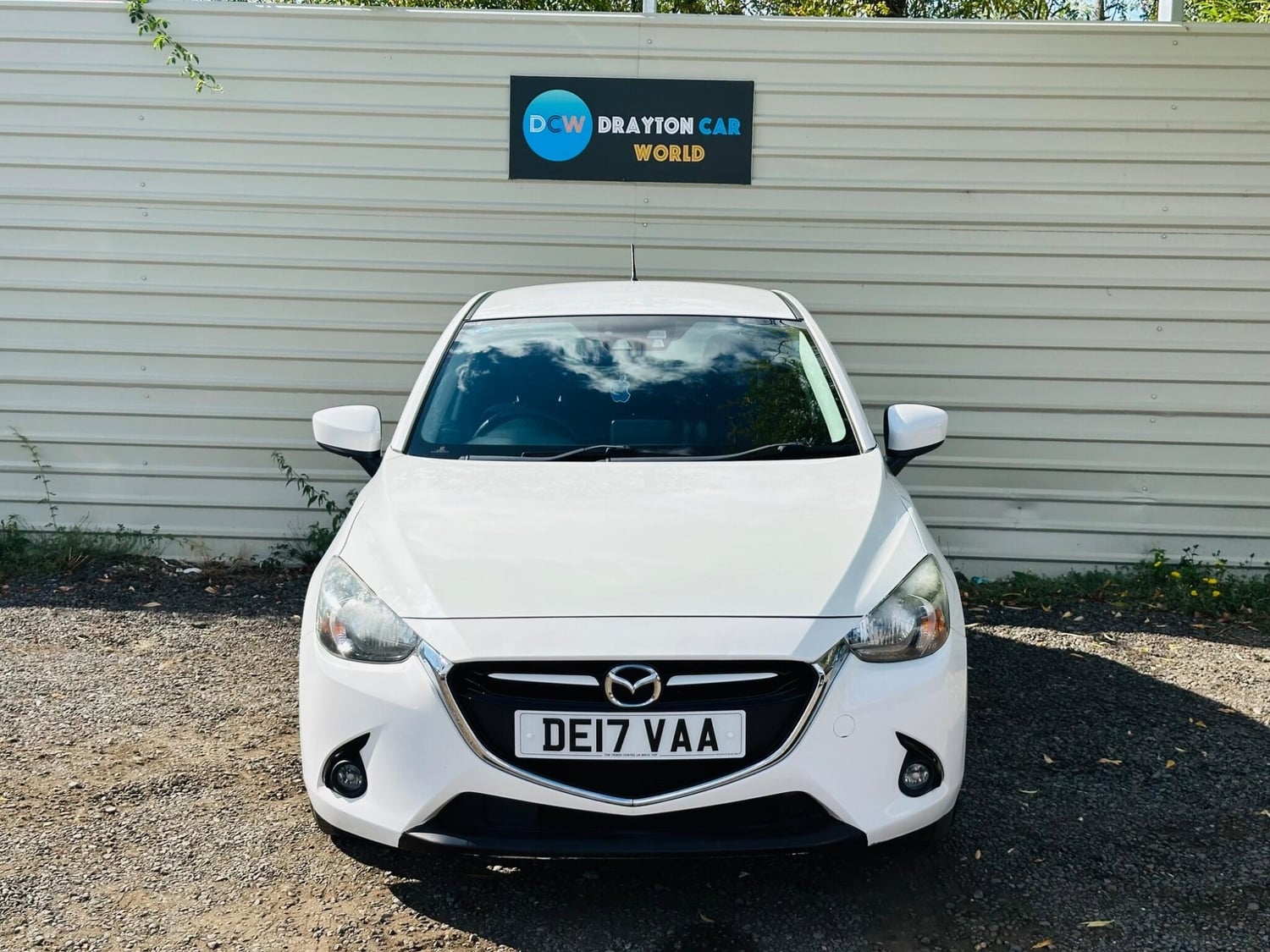 [ berth ]Mazda Mazda2