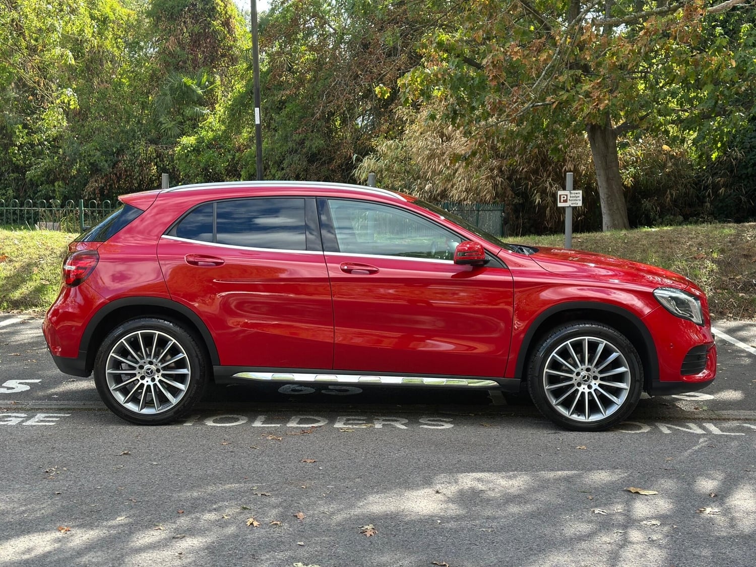 [ berth ]Mercedes-Benz GLA