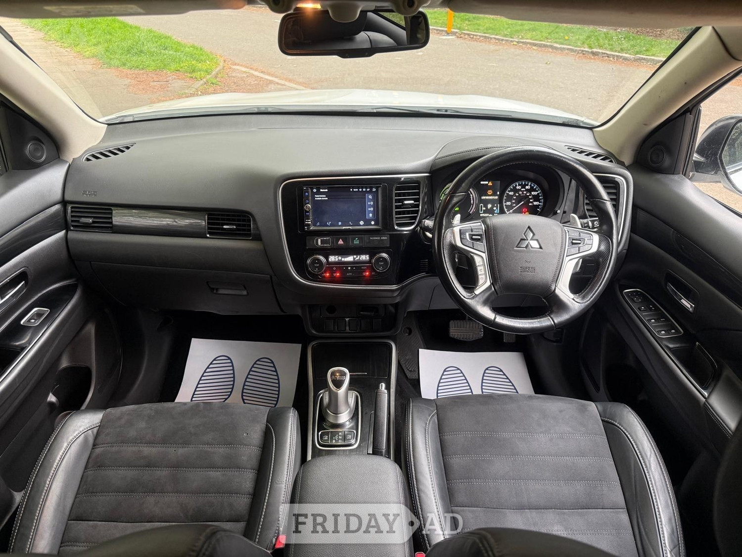 Mitsubishi Outlander Barnet