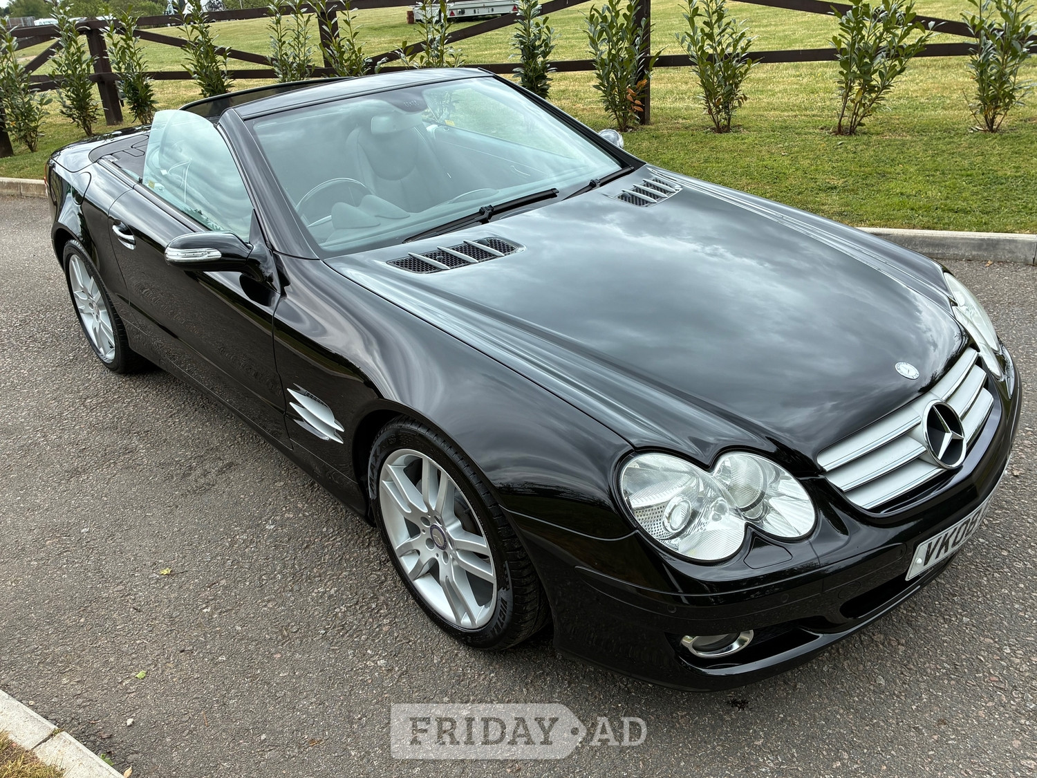 Mercedes-Benz SL 2008 in Sevenoaks