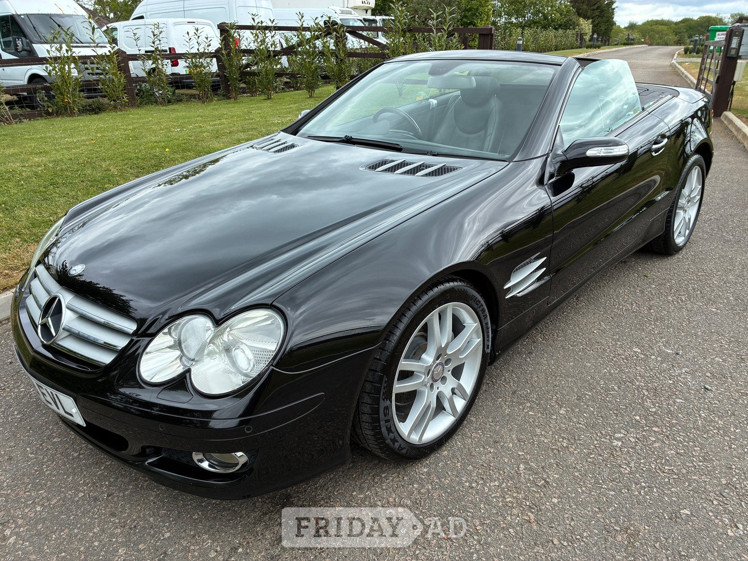 [ berth ]Mercedes-Benz SL
