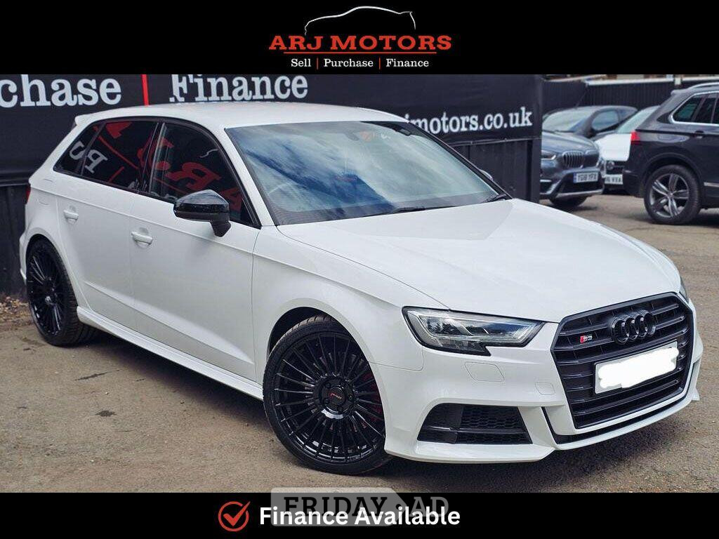 Audi S3 2019 in Addlestone