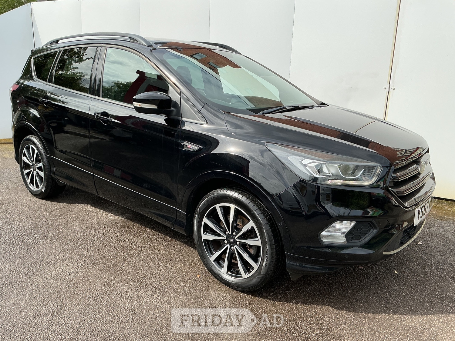 Ford Kuga 2017 - Cars in Porth