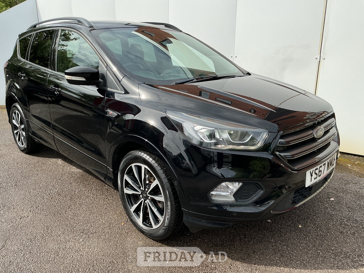 [ berth ]Ford Kuga