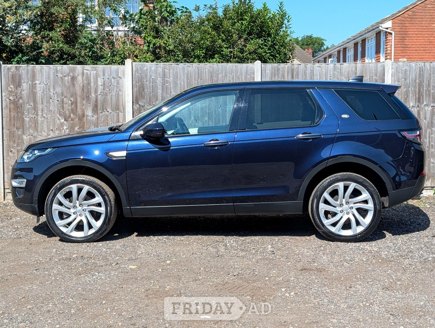 Land Rover Discovery Sport 2017 - Cars in Bexley