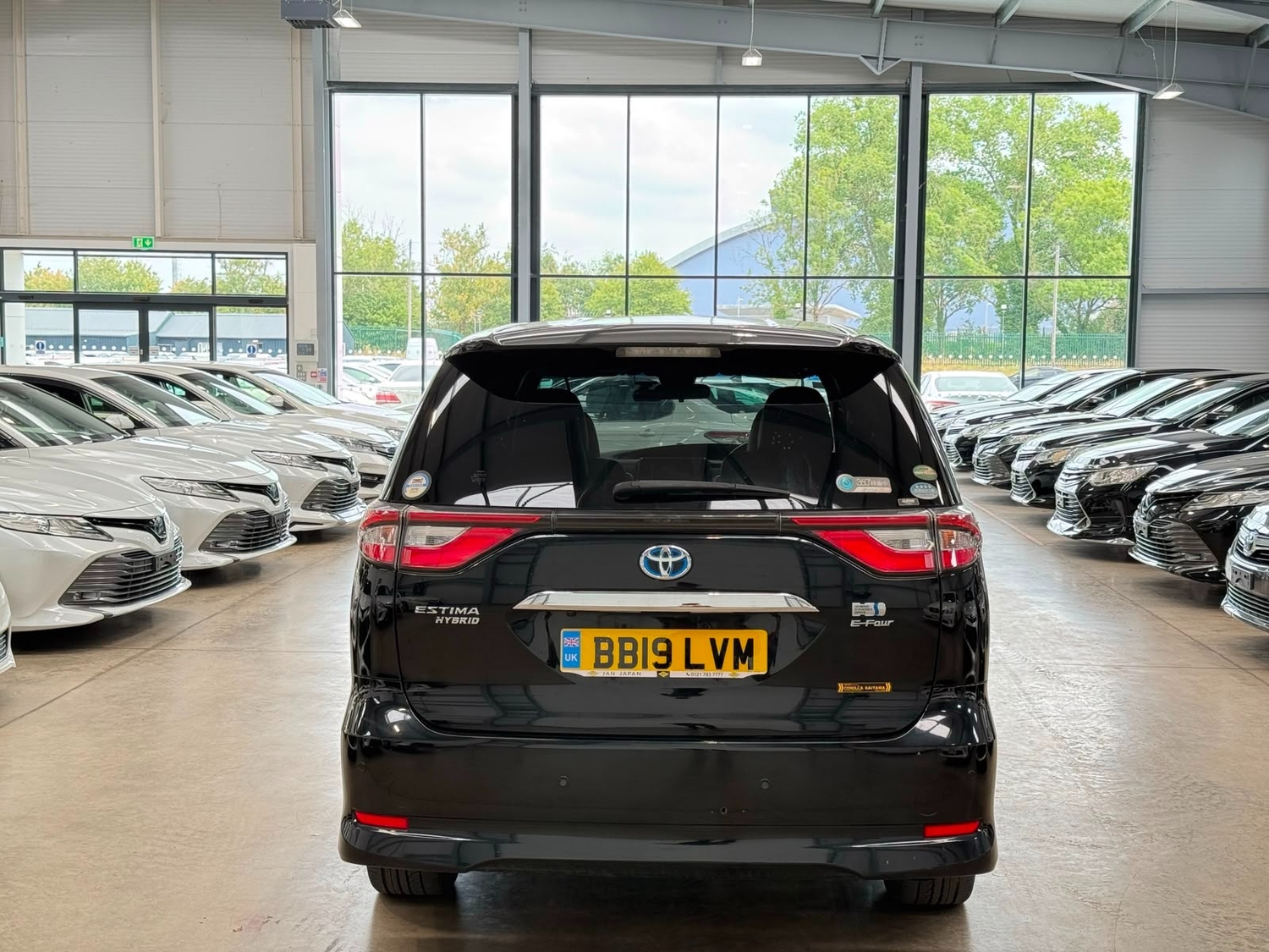 Toyota Estima 2019 - Cars in Reading