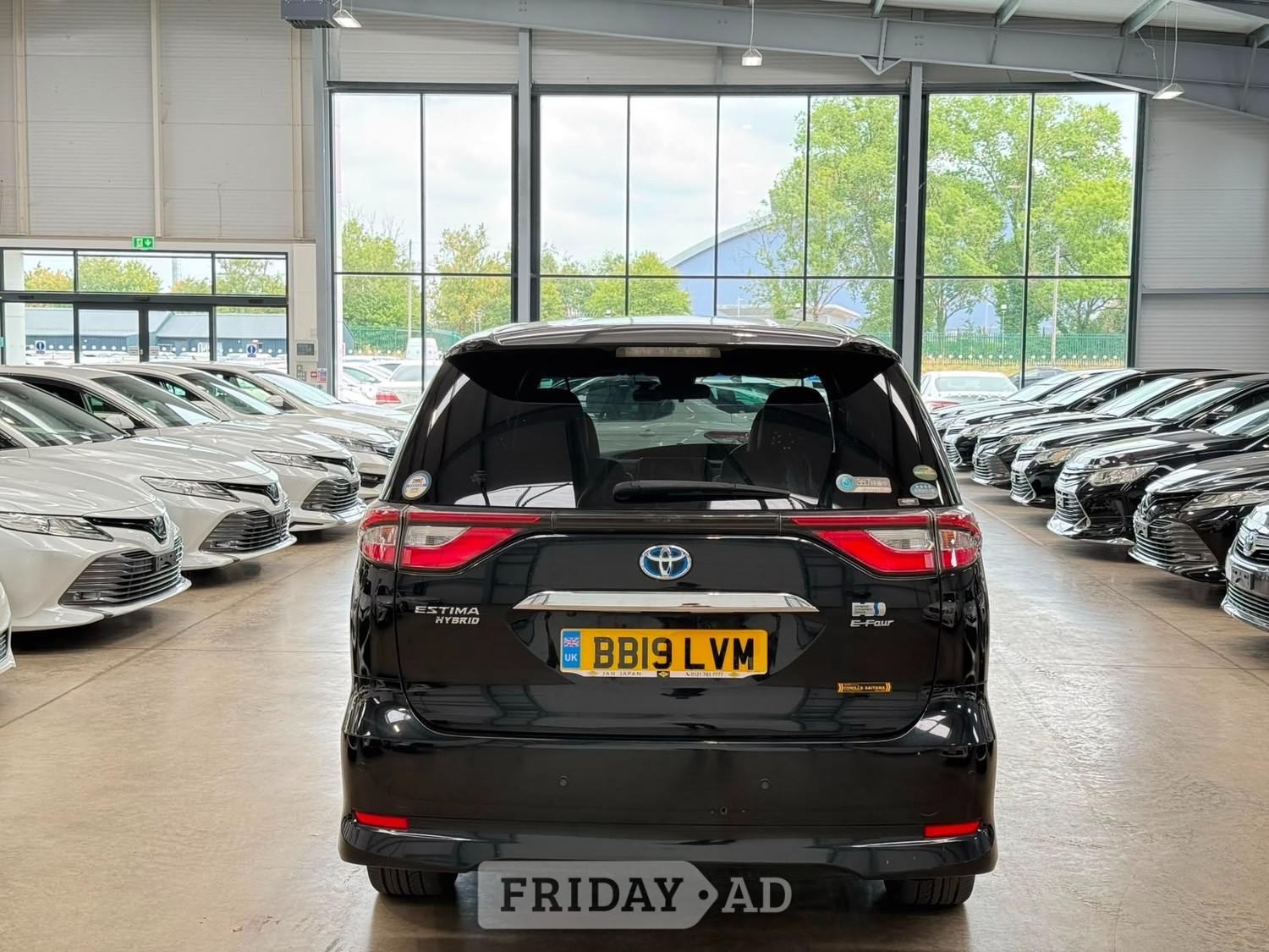 Toyota Estima 2019 - Cars in Reading