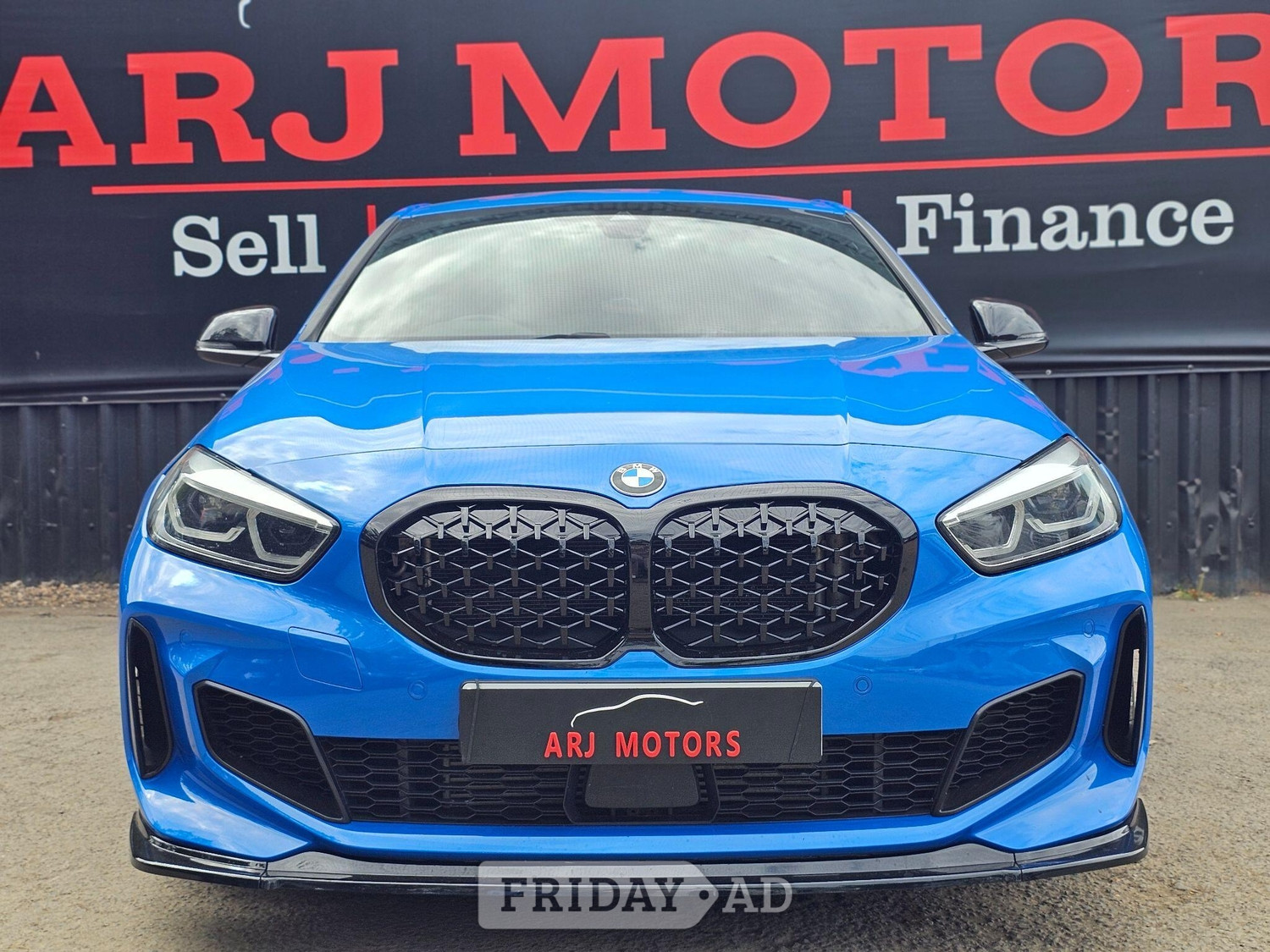 BMW 1 Series 2022 - Cars