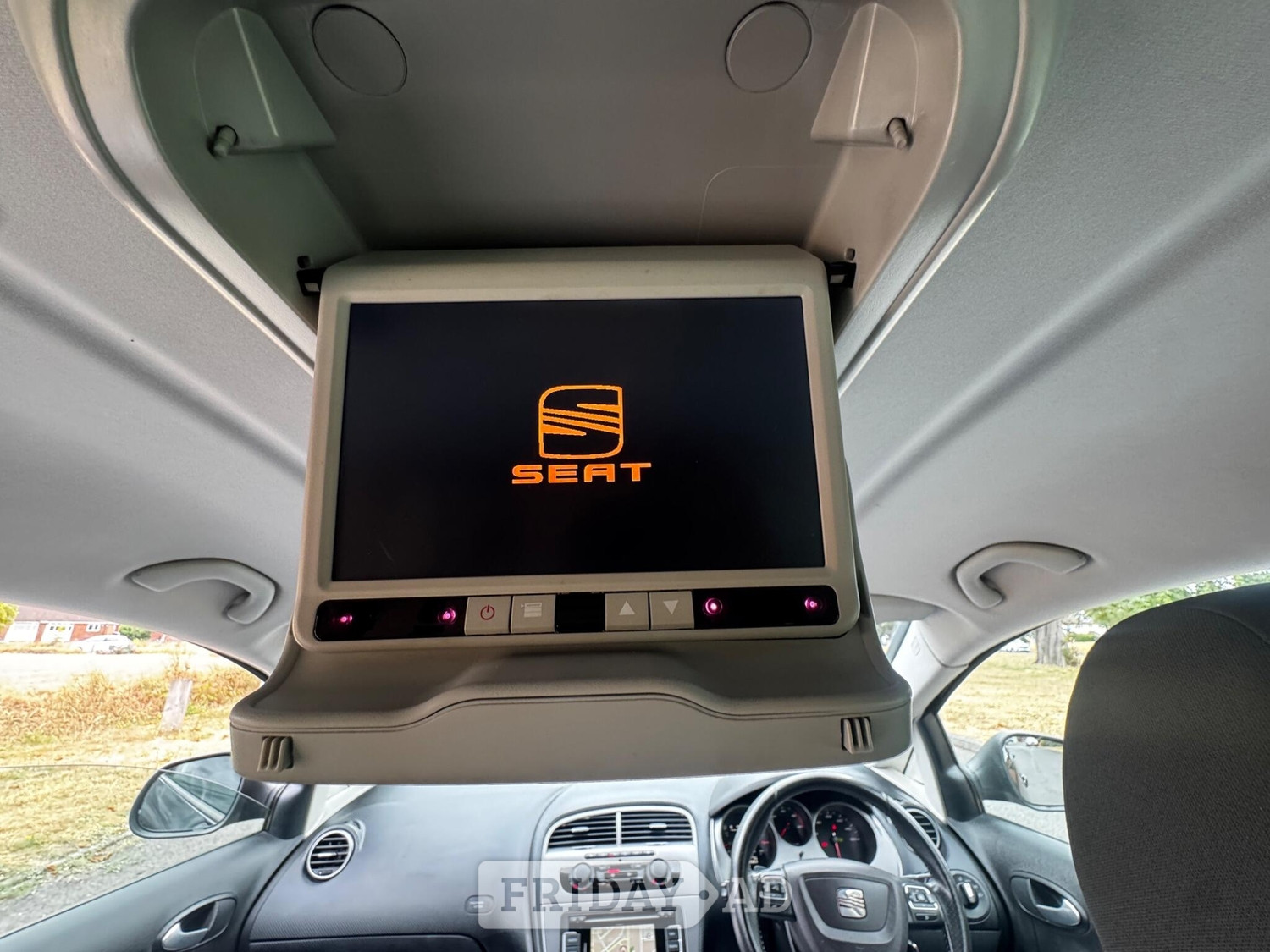 [ berth ]SEAT Altea XL