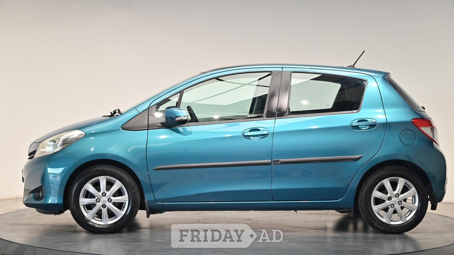 [ berth ]Toyota Yaris