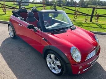 Mini Convertible 2006