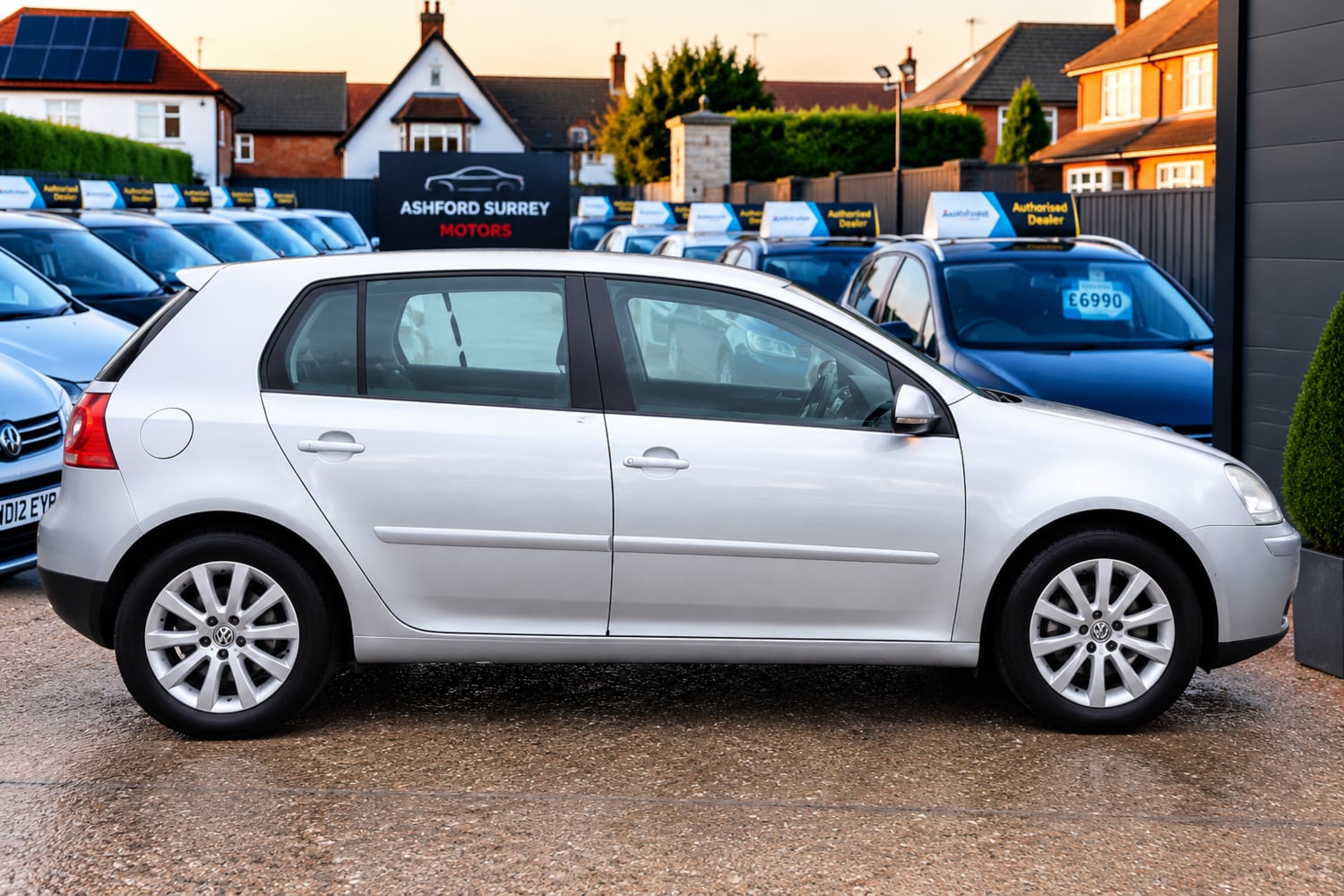 Volkswagen Golf 2007 - Cars