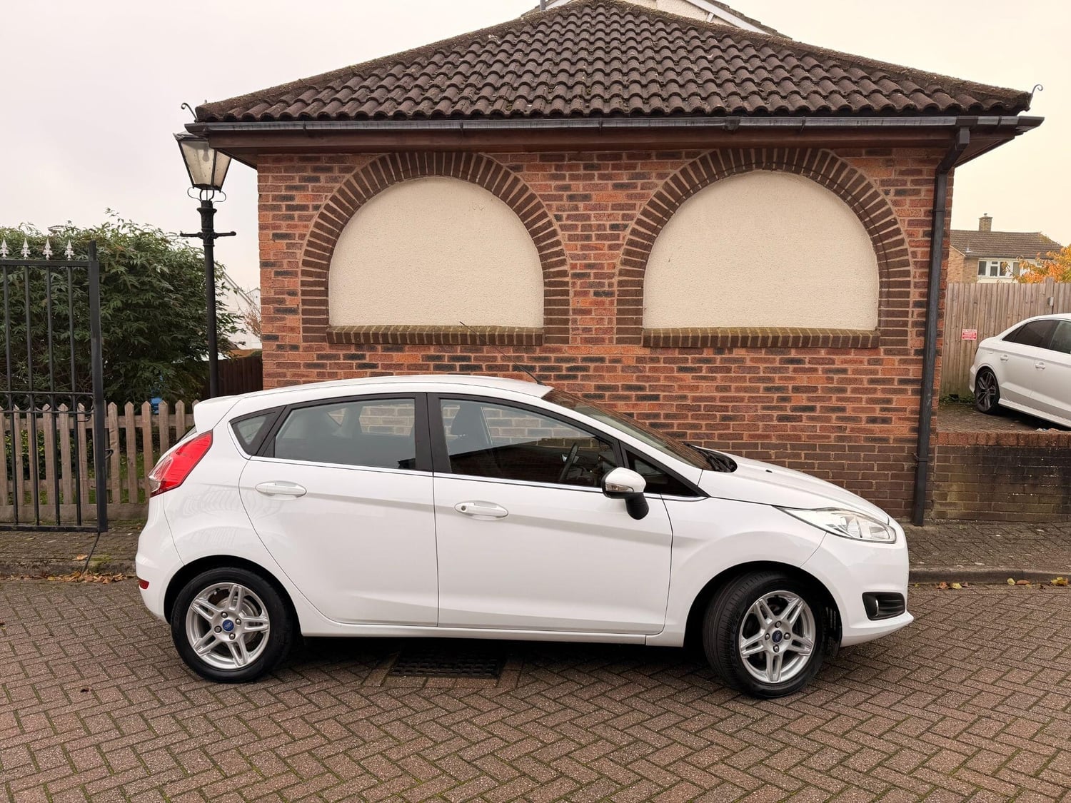 Ford Fiesta 2014 - Cars in Sutton