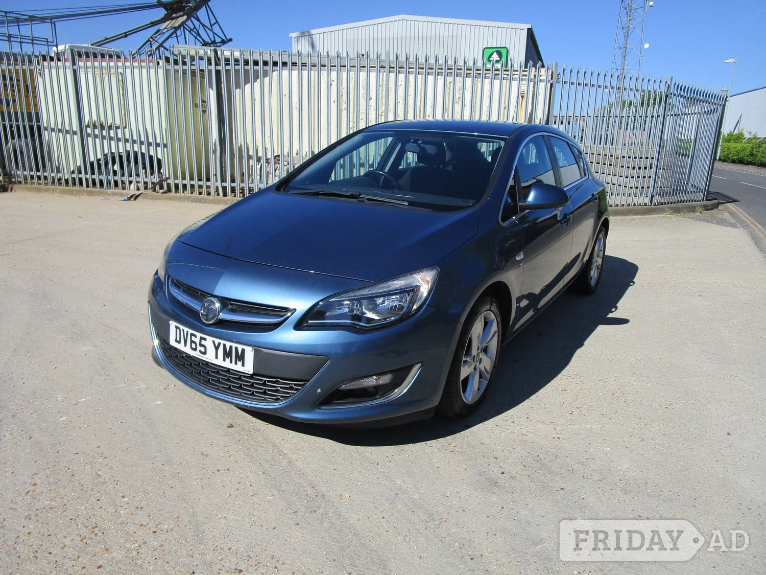 [ berth ]Vauxhall Astra