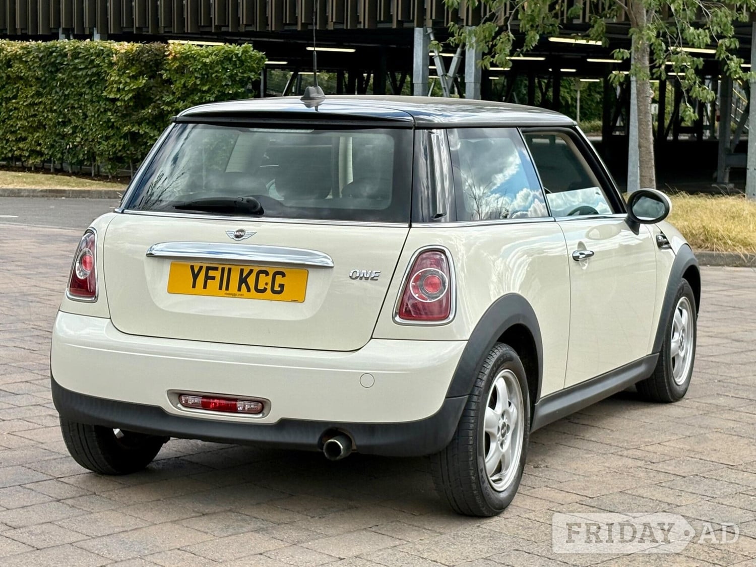 [ berth ]Mini Hatch