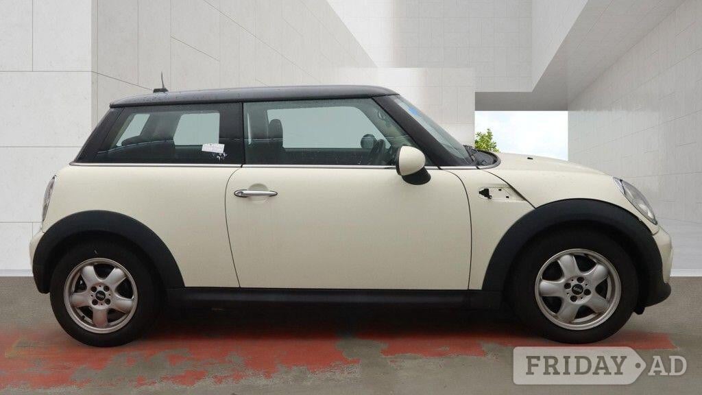 Mini Hatch 2011 - Cars