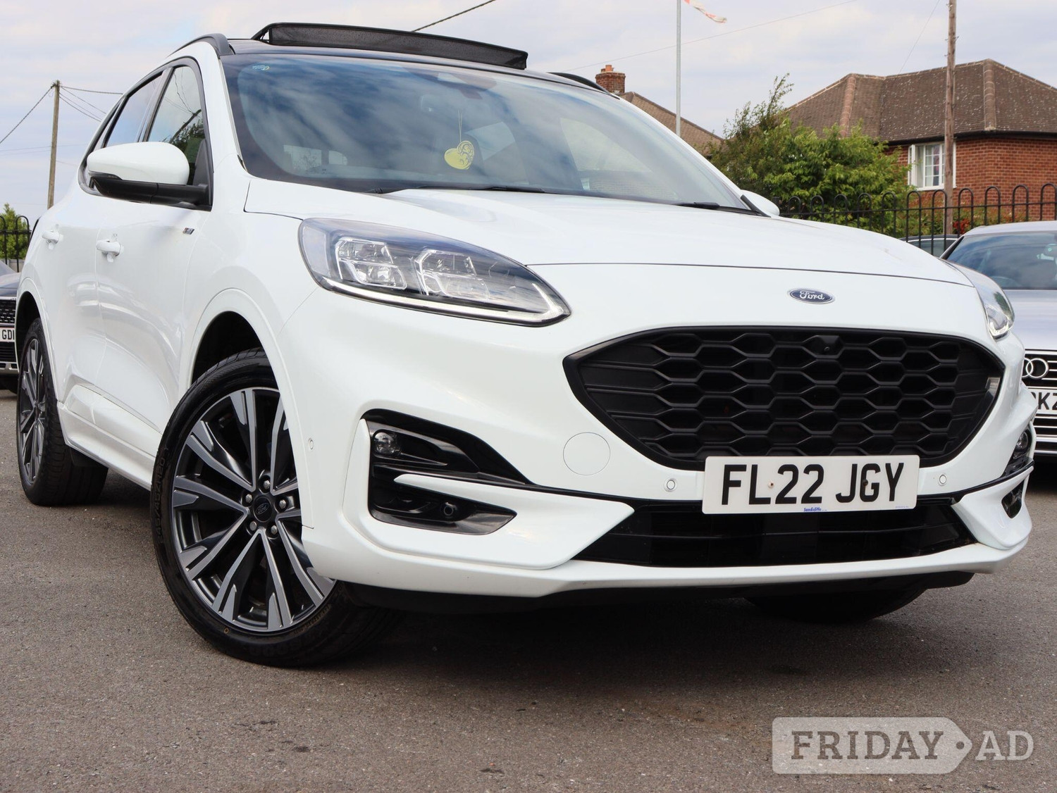 Ford Kuga 2022 in Coalville