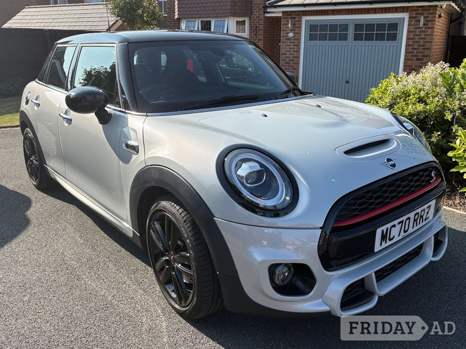 Mini Hatch 2020 in Storrington