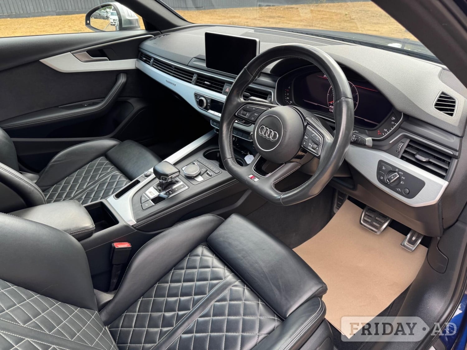 Audi S4 Staines