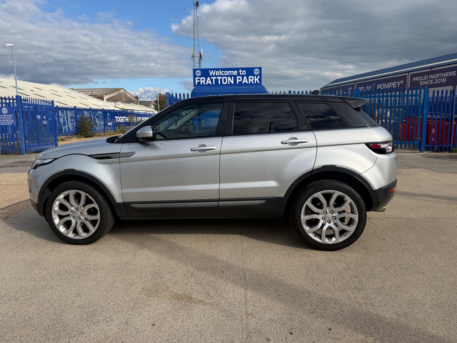 Land Rover Range Rover Evoque 2015 - Cars
