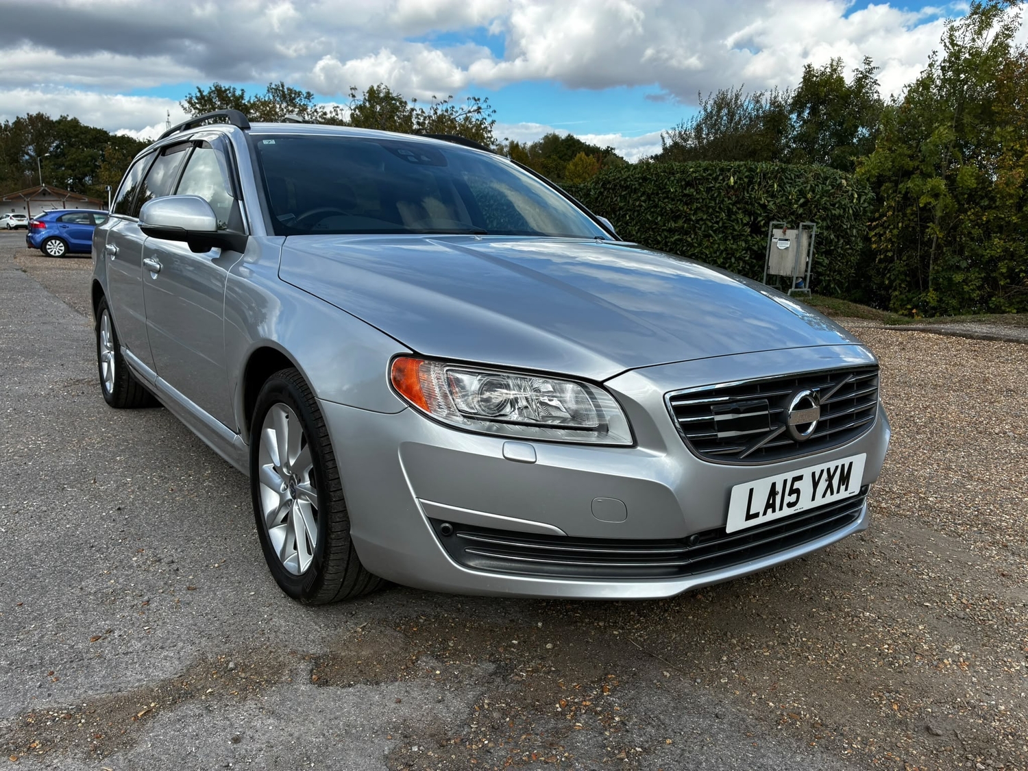 Volvo V70 Chertsey