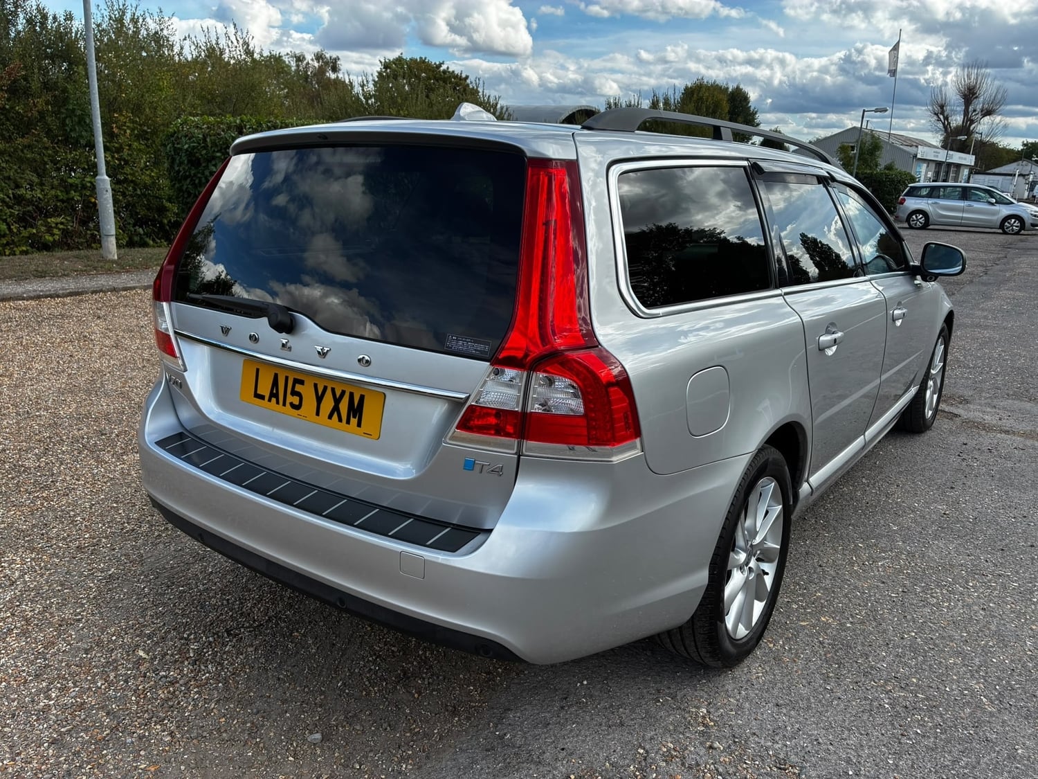 Volvo V70 2026 - Cars