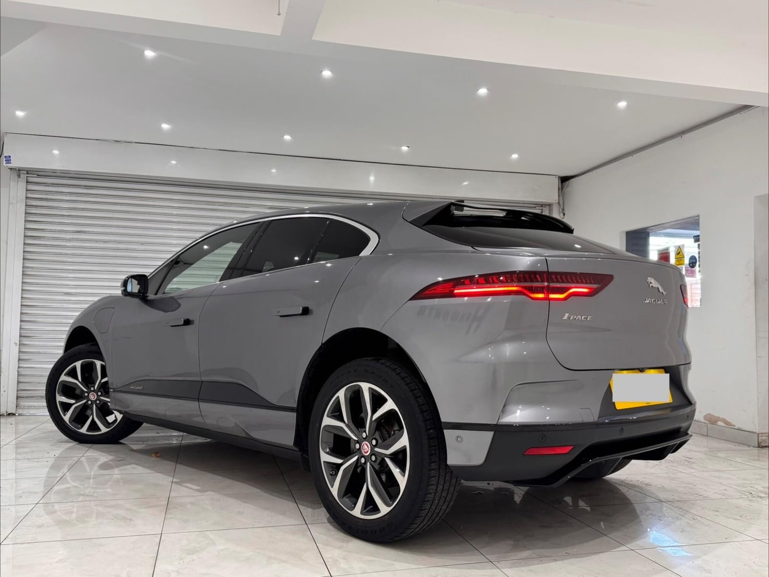Jaguar I-Pace 2020 - Cars