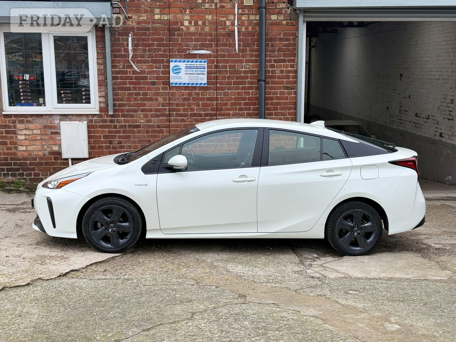 Toyota Prius 2020 - Cars in Preston