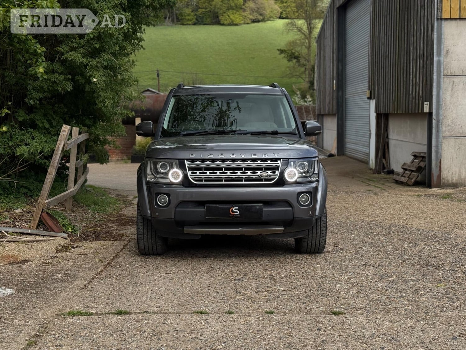 [ berth ]Land Rover Discovery 4