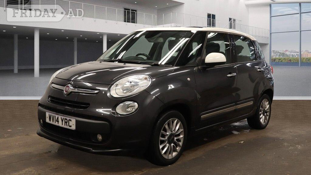 Fiat 500L Pontypridd
