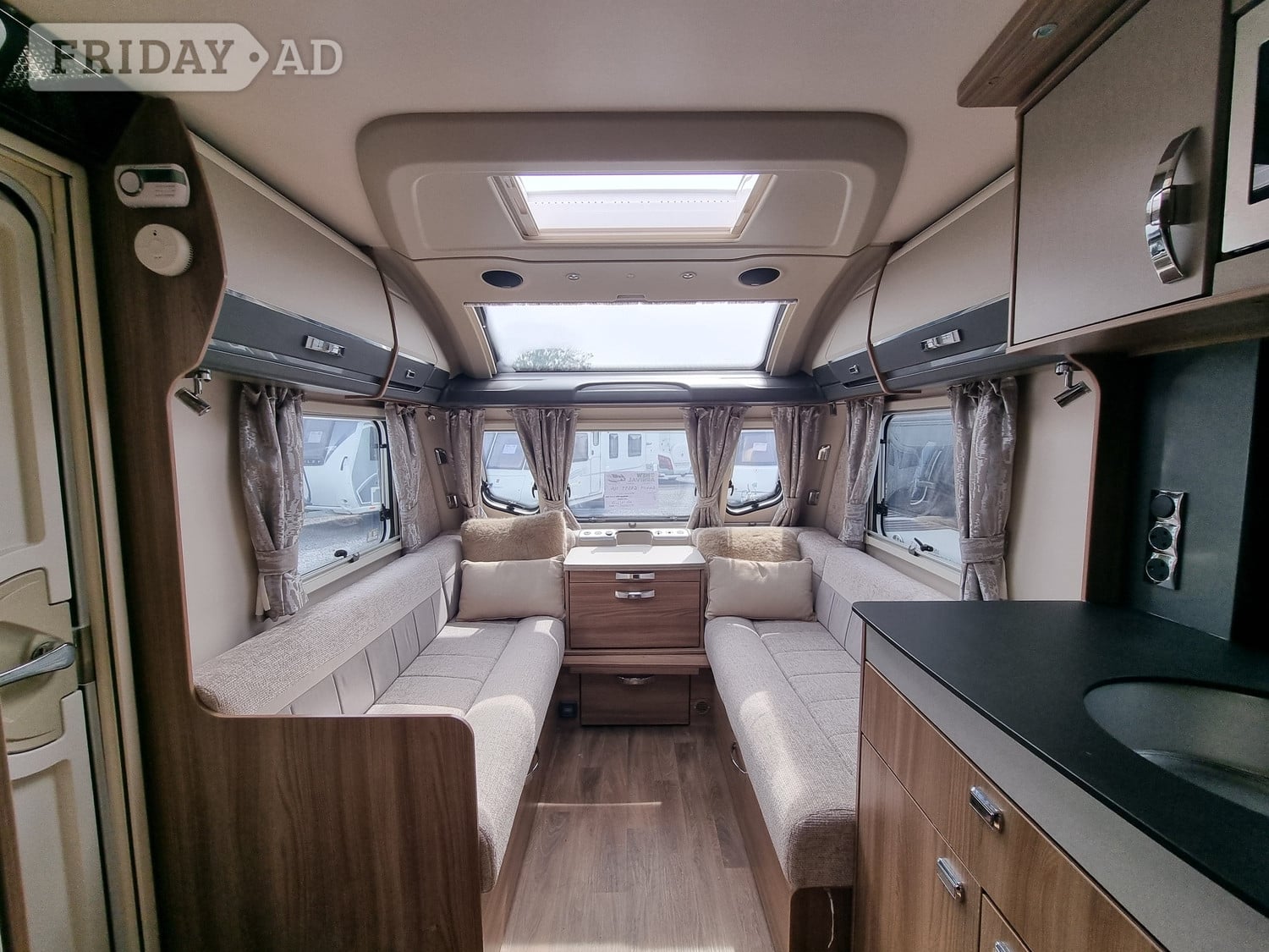 [4 berth ]Swift Elegance 580