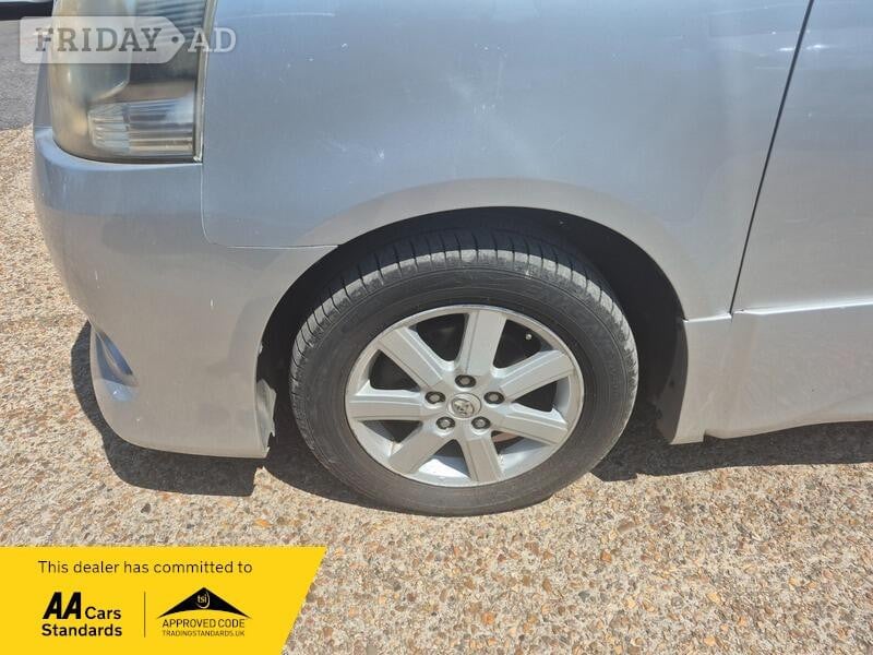 Toyota Noah 2007 - Cars