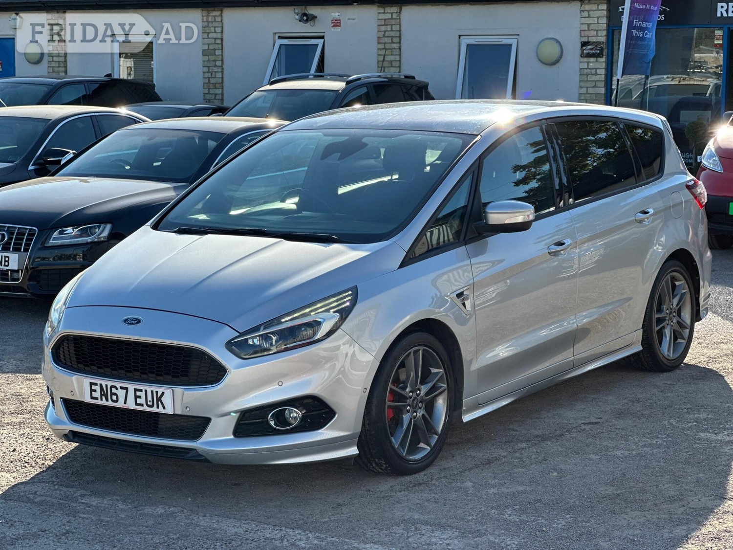 [ berth ]Ford S-Max