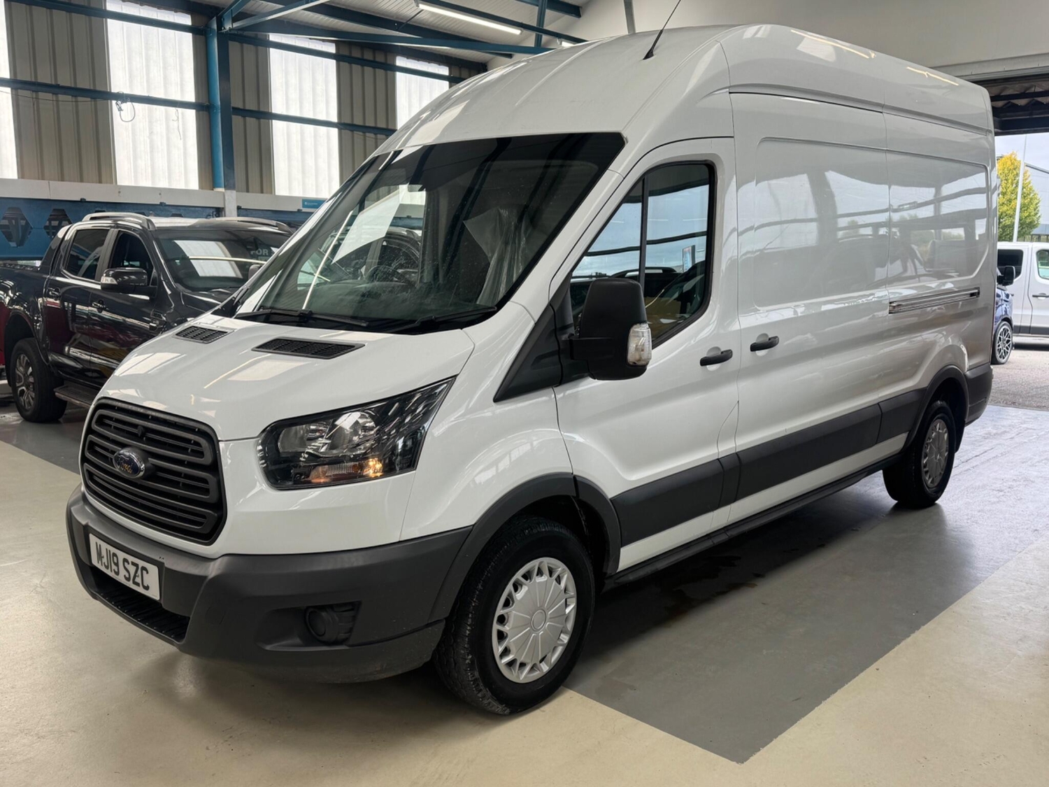 [ berth ]Ford Transit