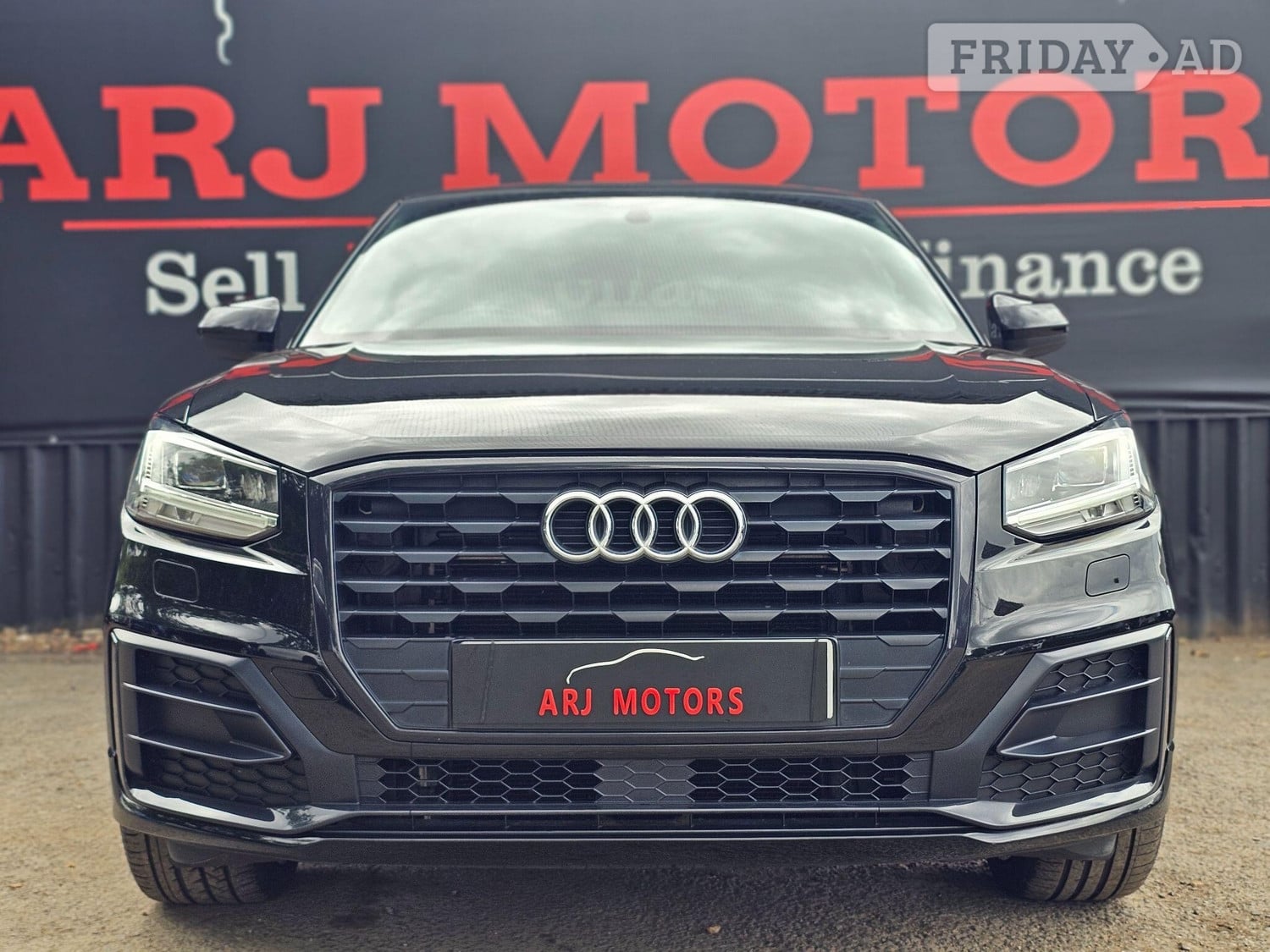 [ berth ]Audi Q2