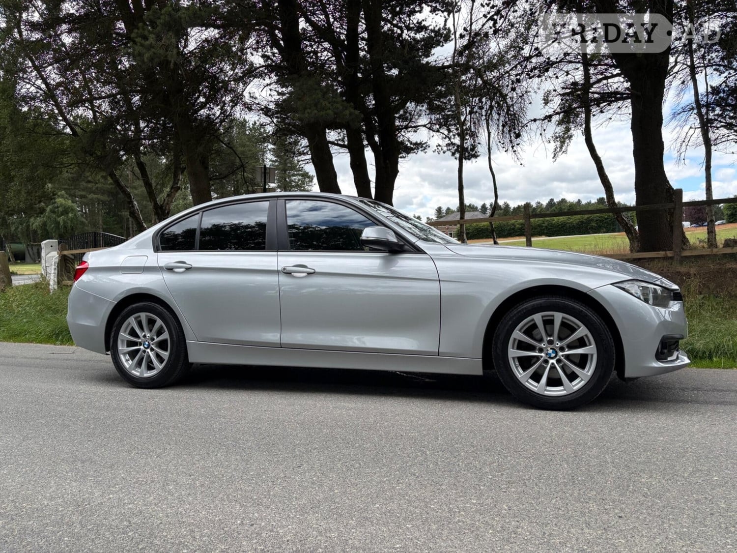 [ berth ]BMW 3 Series