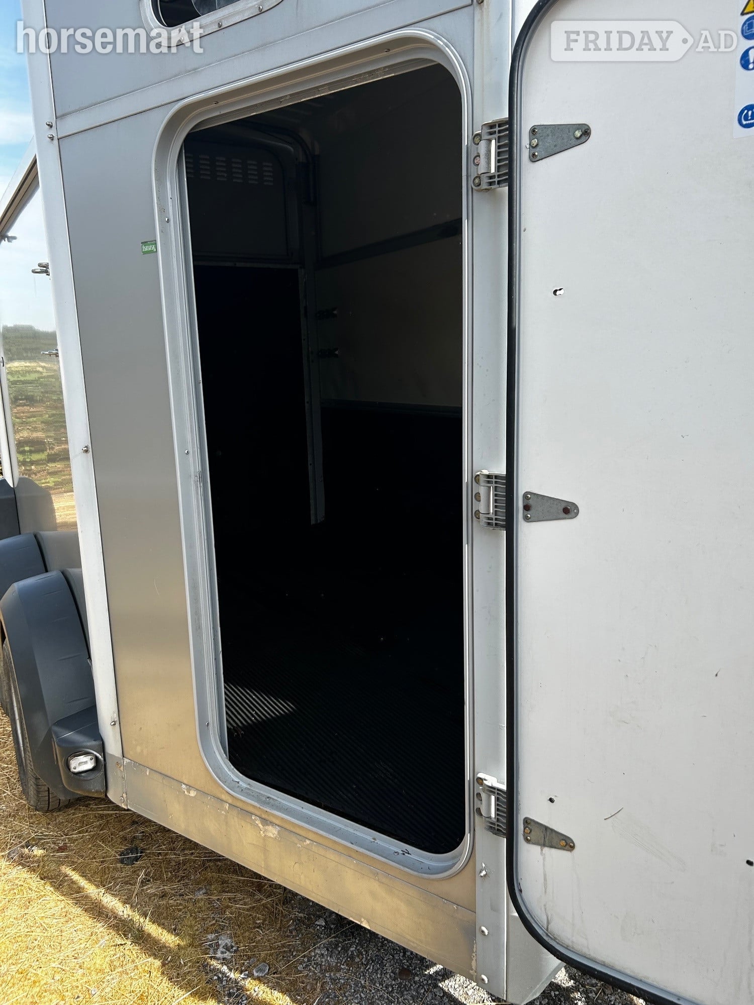 Ifor Williams HB506  Horse Trailer - Trailers & Horseboxes