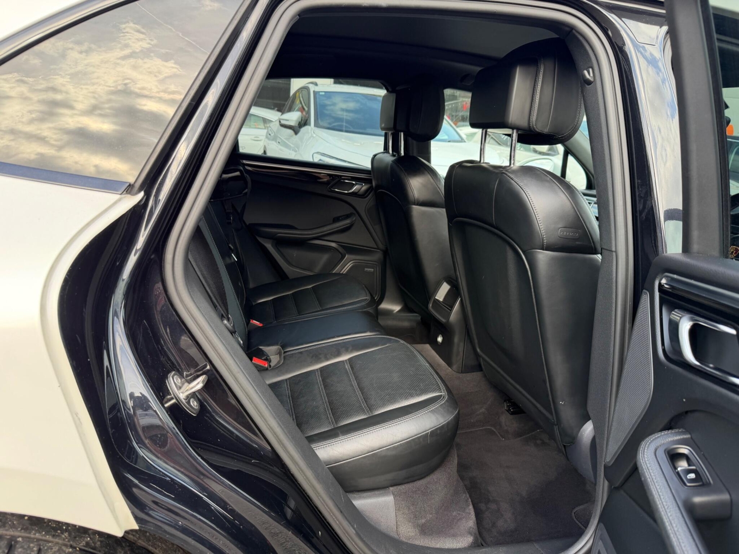 Porsche Macan 2014 - Cars