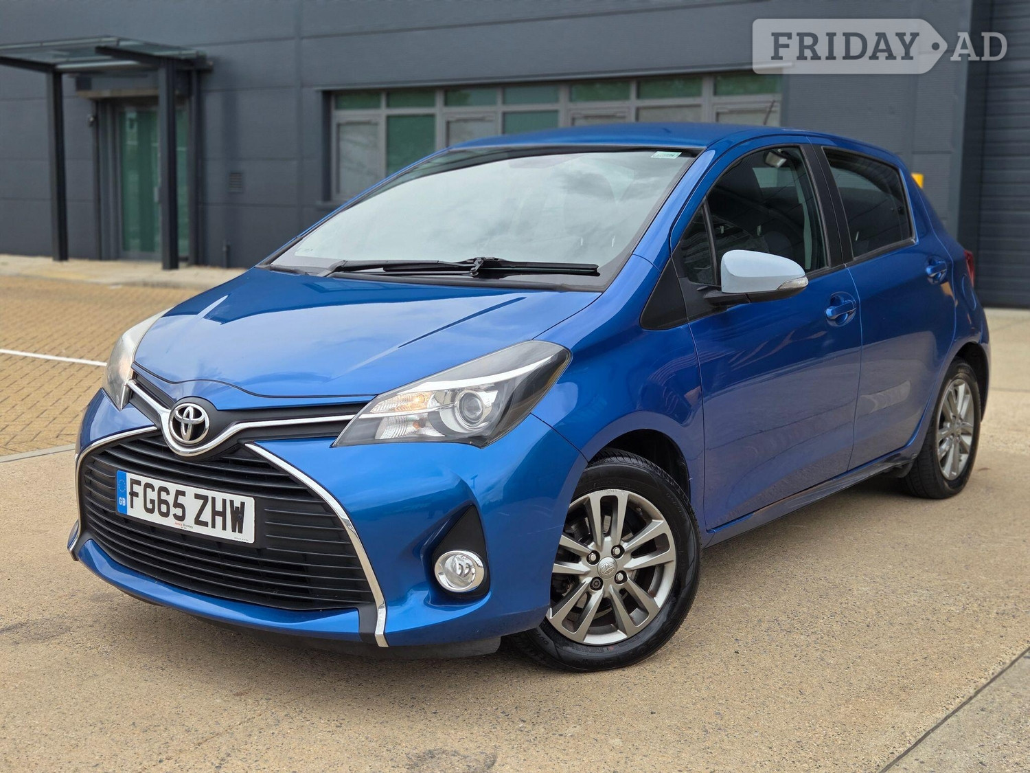 Toyota Yaris Slough
