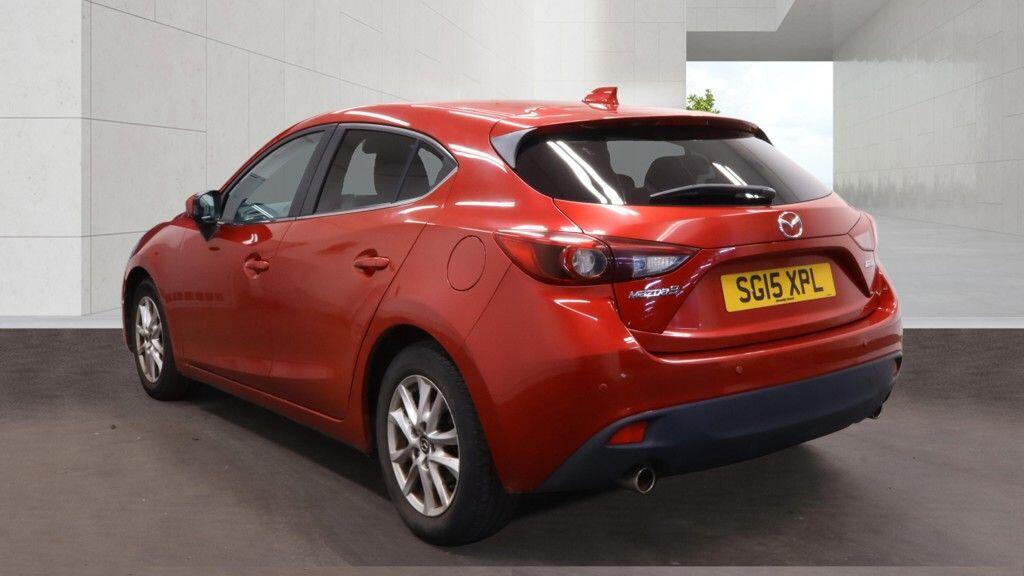 Mazda 3 2015 - Cars in Winchester