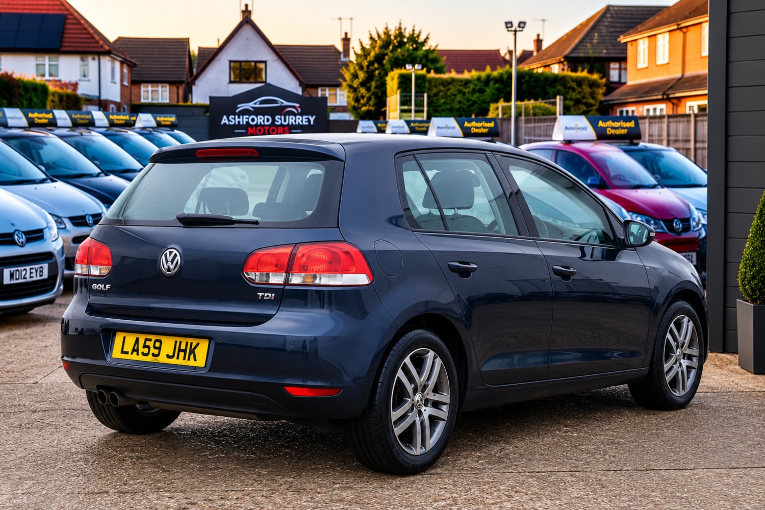 Volkswagen Golf 2010 - Cars in Ashford