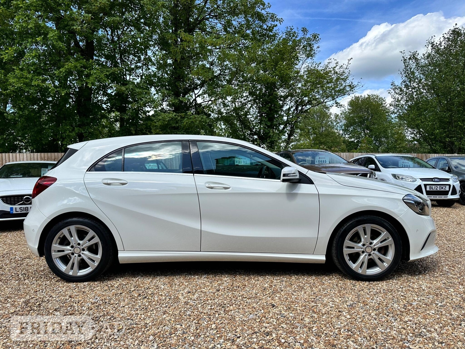 [ berth ]Mercedes-Benz A Class