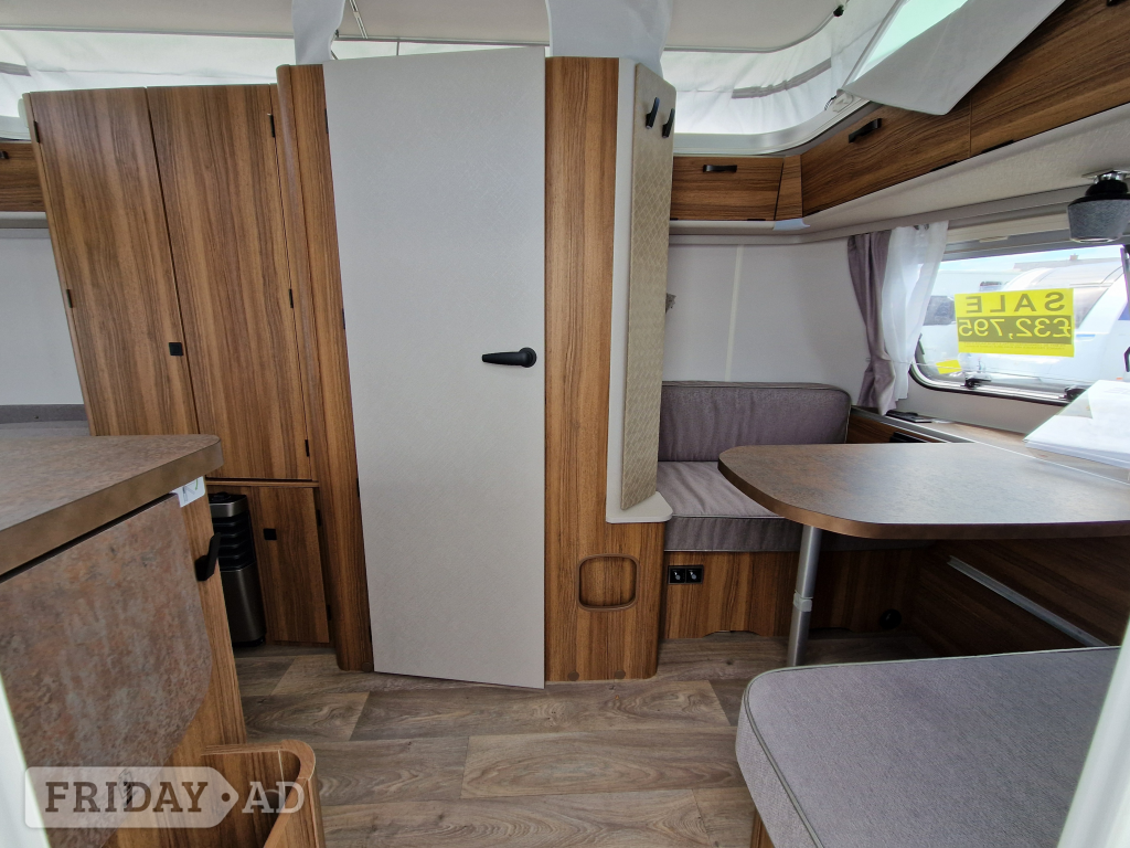 [3 berth ]Eriba Touring 530