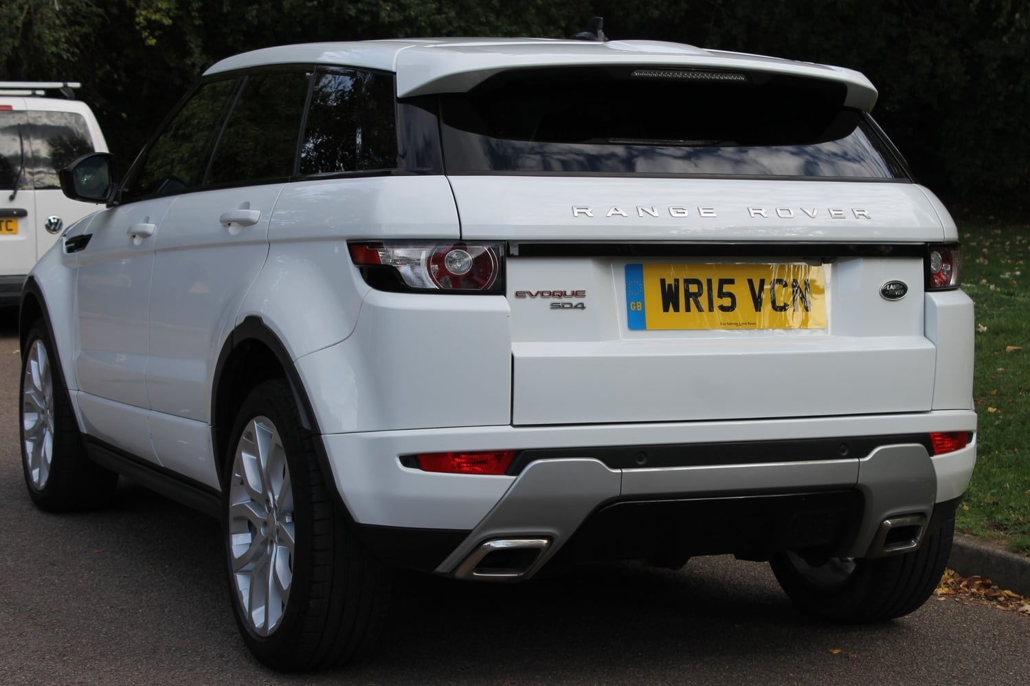 [ berth ]Land Rover Range Rover Evoque