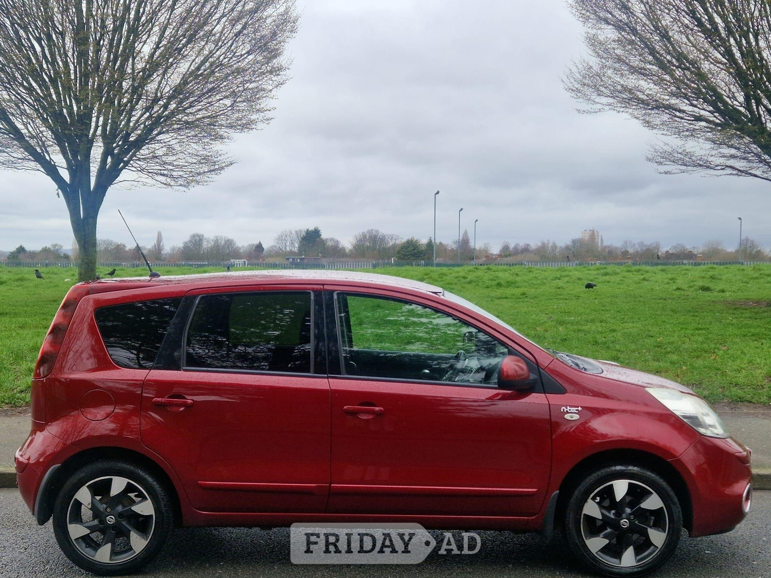 Nissan Note 2012 - Cars