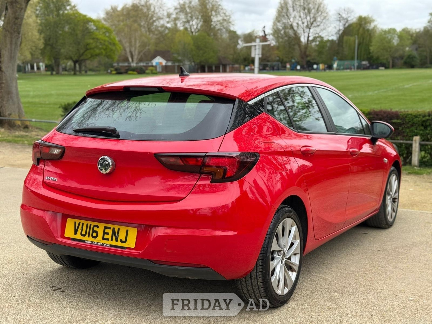Vauxhall Astra 2016 - Cars in Hillingdon