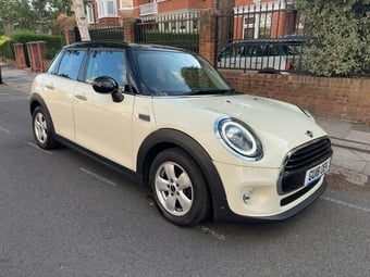 Mini Hatch 2018